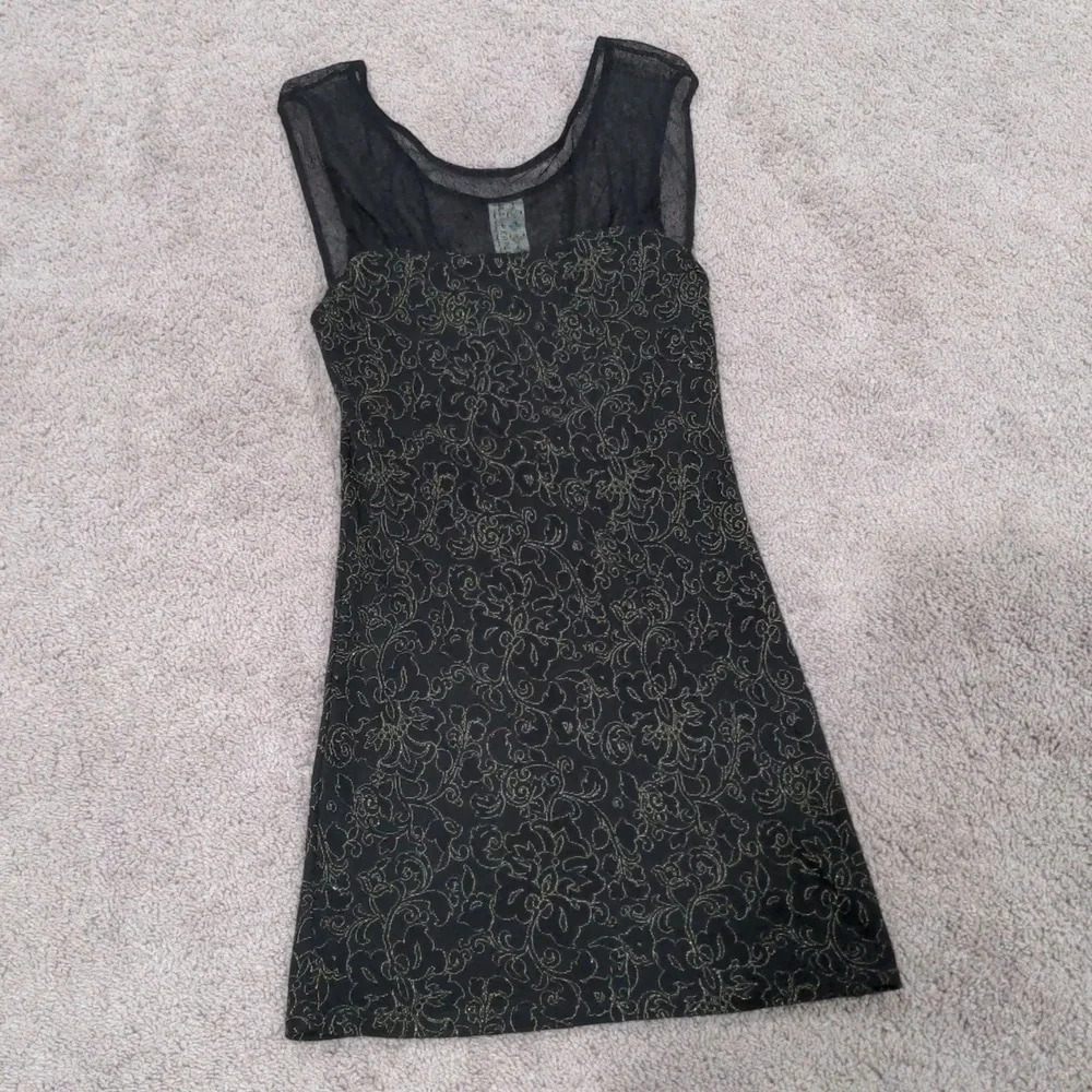 FREE PEOPLE Black and Gold Metallic with Sheer Mesh Top Short Dress size medium‎